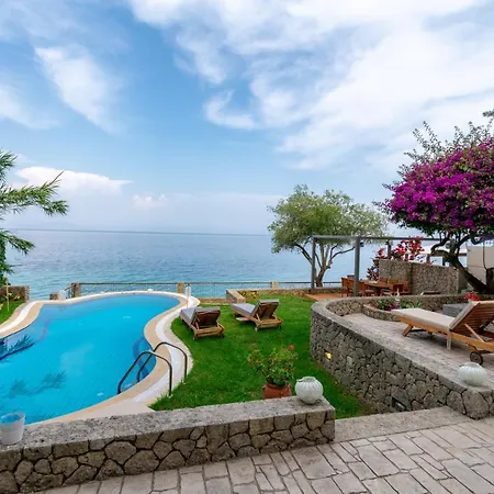 别墅 Corfu Beachfront Benele