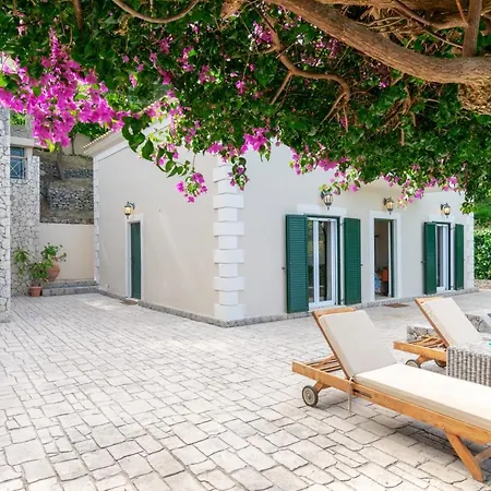 Corfu Beachfront Benele 别墅 贝尼蔡斯